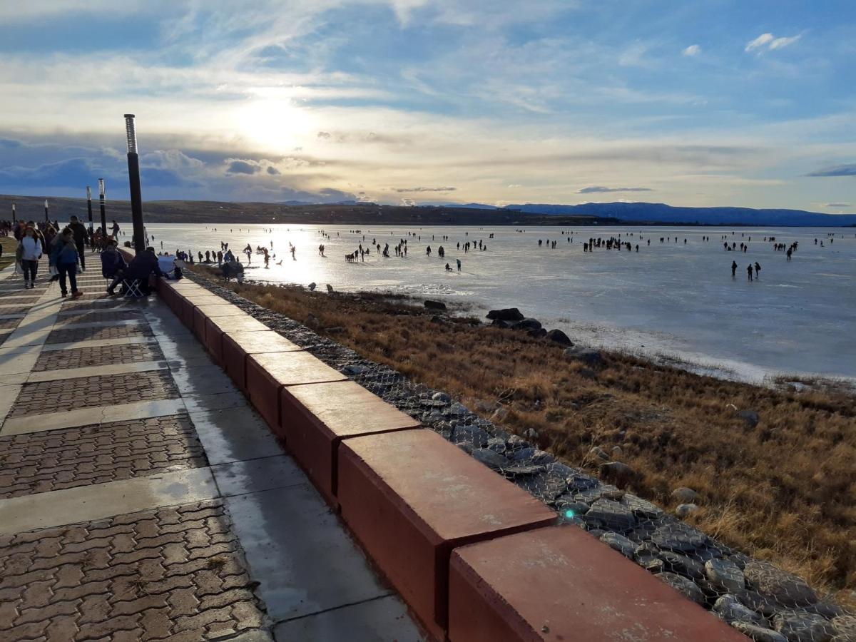 Casa A Estrenar! A 5 Minutos De La Terminal De Omnibus Y Muy Cerca Del Centro! Villa El Calafate Dış mekan fotoğraf